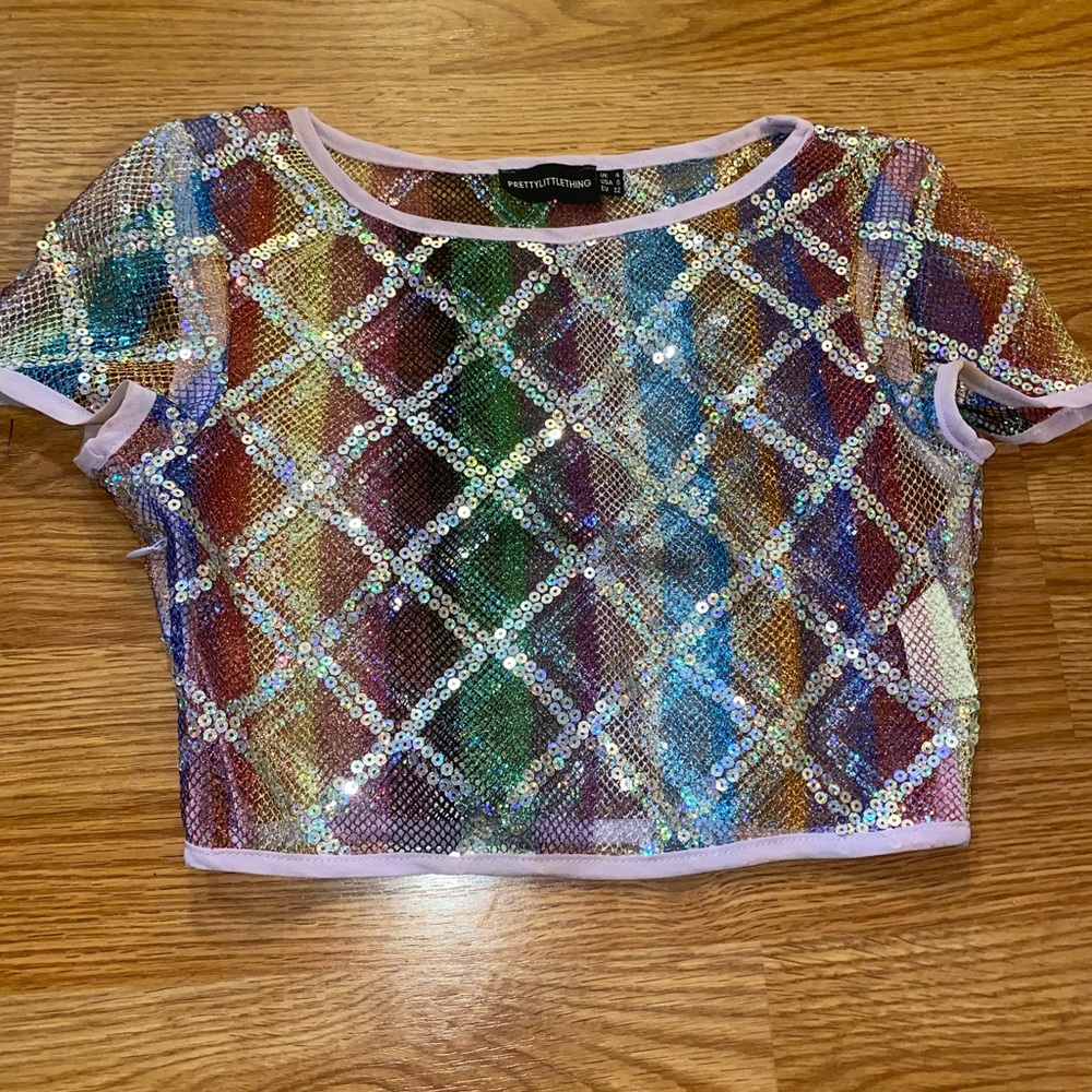 Pretty little thing top